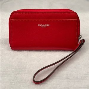 Coach small single zip wristlet